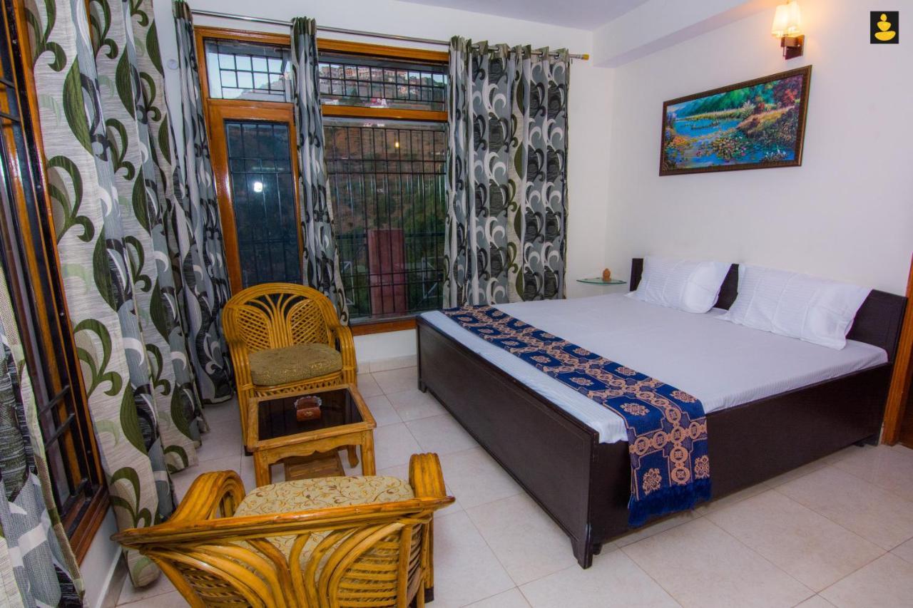 Livingstone 2Bhk Cozy Homestay In Kasauli Hills المظهر الخارجي الصورة