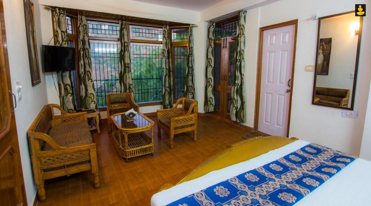 Livingstone 2Bhk Cozy Homestay In Kasauli Hills المظهر الخارجي الصورة