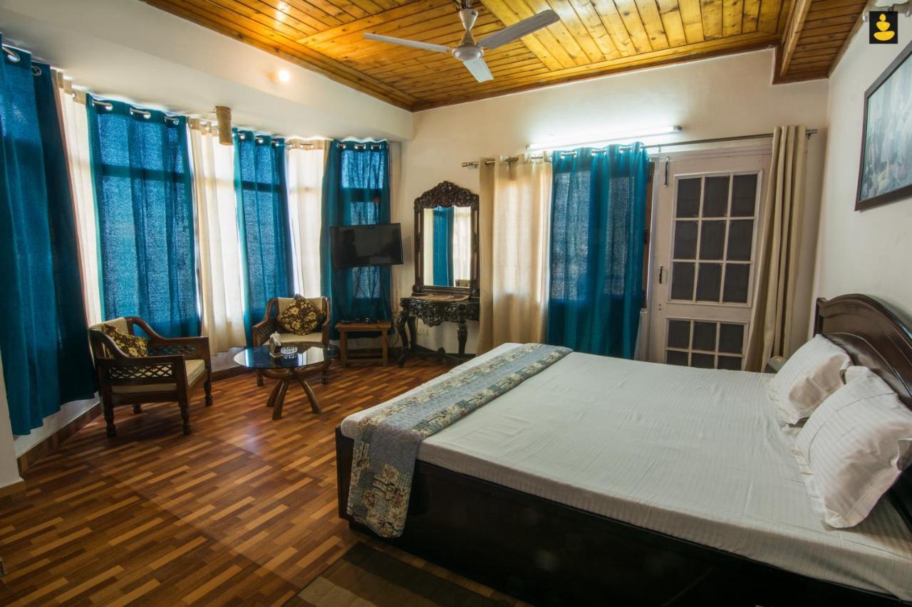 Livingstone 2Bhk Cozy Homestay In Kasauli Hills المظهر الخارجي الصورة
